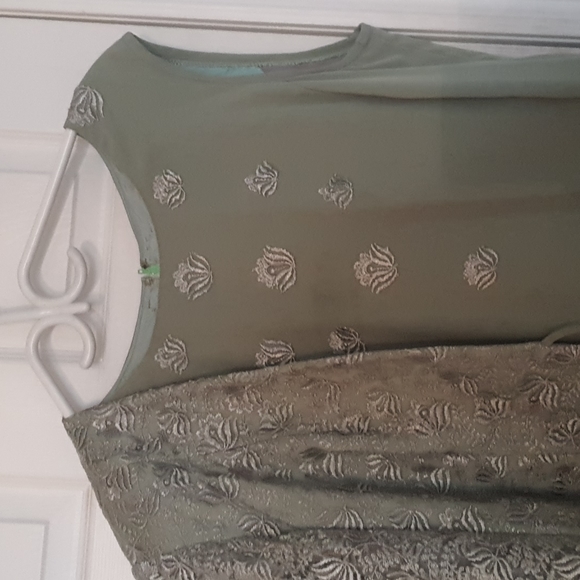 Dress with matching jacket - Picture 3 of 3